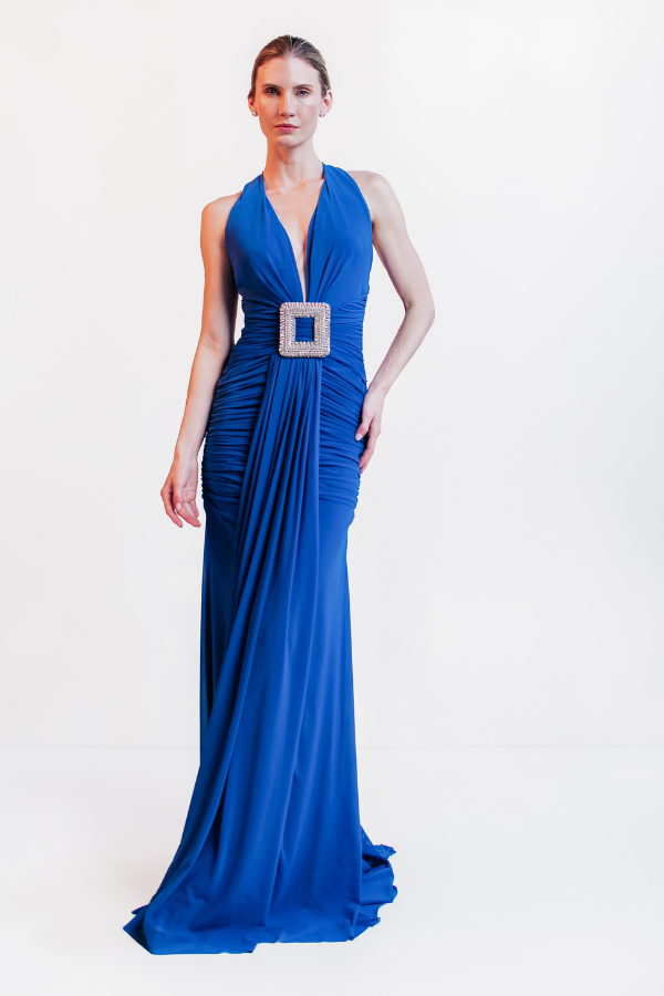 VESTIDO LONGO AZUL COM DECOTE E FIVELA DE CRISTAL UNITY SEVEN