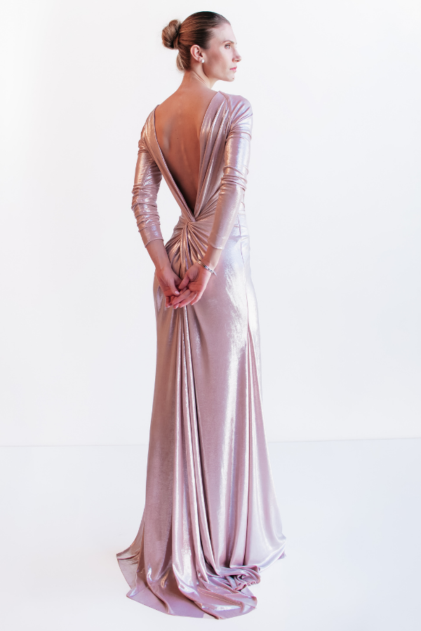 VESTIDO LONGO ROSÉ METALIZADO COM MANGAS LONGAS UNITY SEVEN
