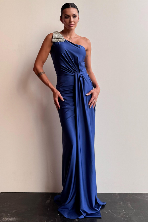 VESTIDO LONGO COM APLICAÇÃO NO OMBRO UNITY SEVEN