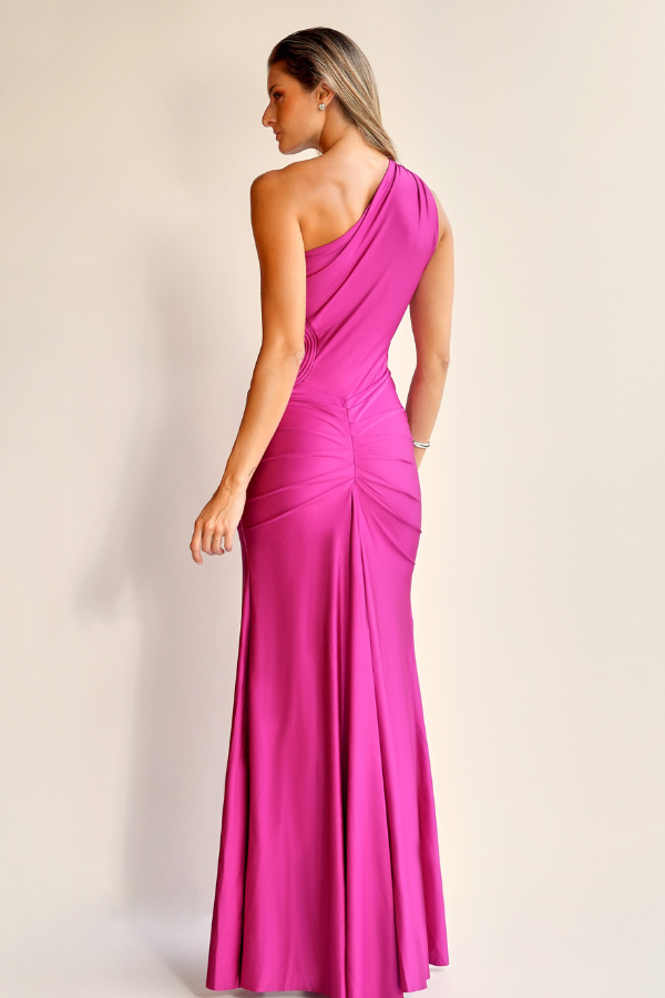 VESTIDO LONGO COM FENDA E UM OMBRO SÓ UNITY SEVEN