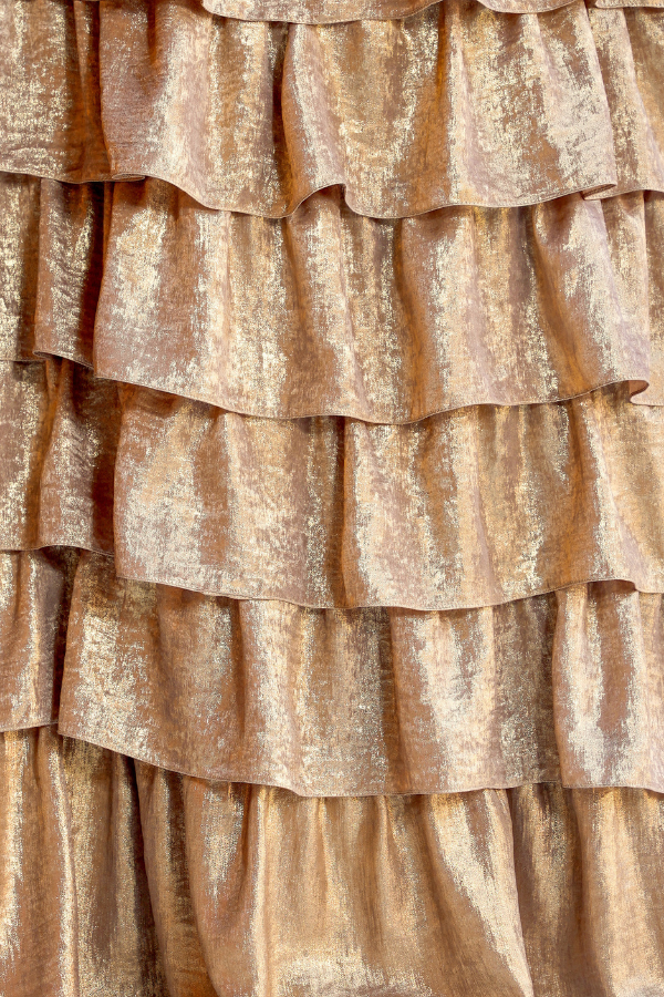 VESTIDO LONGO DOURADO COM BABADOS UNITY SEVEN