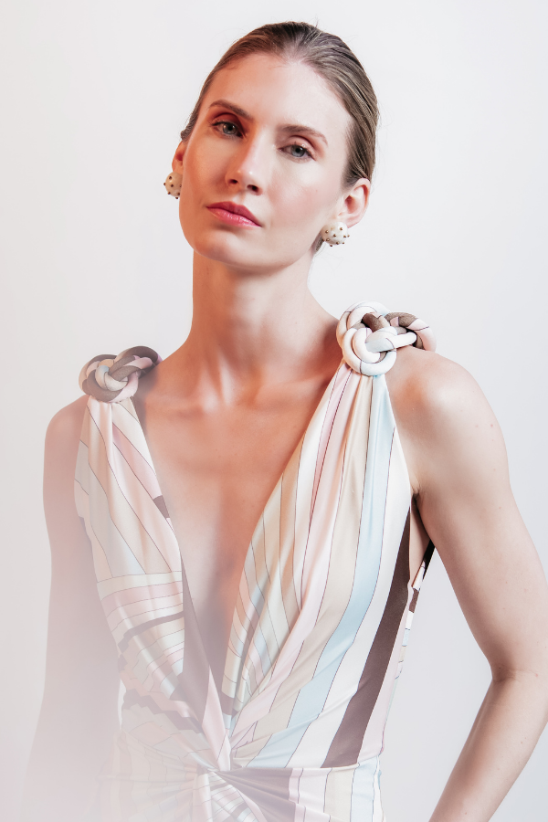 VESTIDO LONGO ESTAMPADO COM ALAMAR UNITY SEVEN
