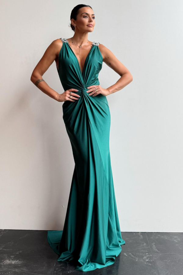 VESTIDO LONGO VERDE COM DETALHES NOS OMBROS UNITY SEVEN