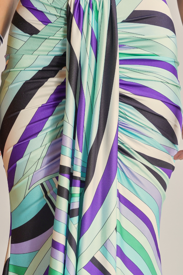VESTIDO LONGO ESTAMPADO COM DECOTE HALTER UNITY SEVEN