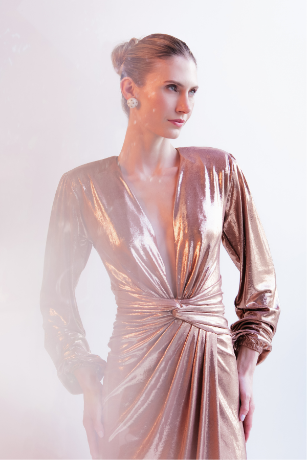 VESTIDO LONGO ROSÊ METALIZADO DE MANGAS LONGAS UNITY SEVEN