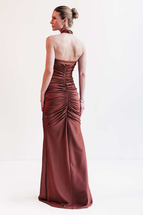 VESTIDO LONGO COBRE COM FENDA UNITY SEVEN