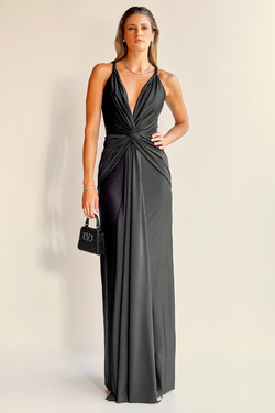VESTIDO LONGO PRETO COM DRAPEADO FRONTAL UNITY SEVEN