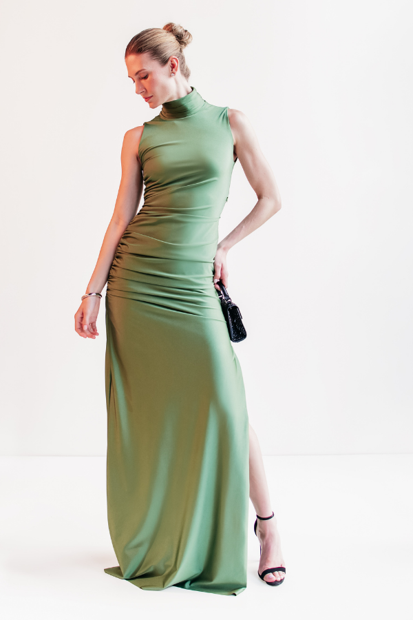 VESTIDO LONGO VERDE FENDA LATERAL UNITY SEVEN
